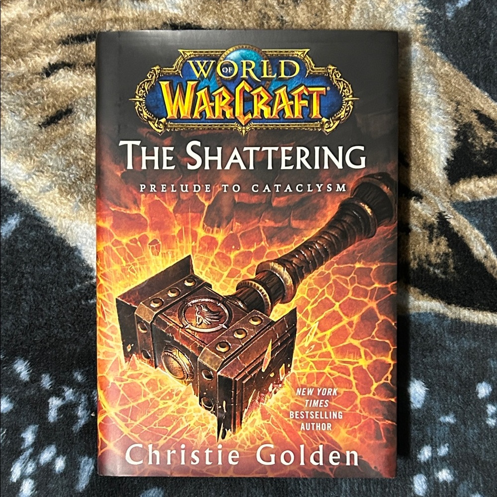 2010 World of Warcraft: The Shattering Prelude To Cataclysm Hardcover Book